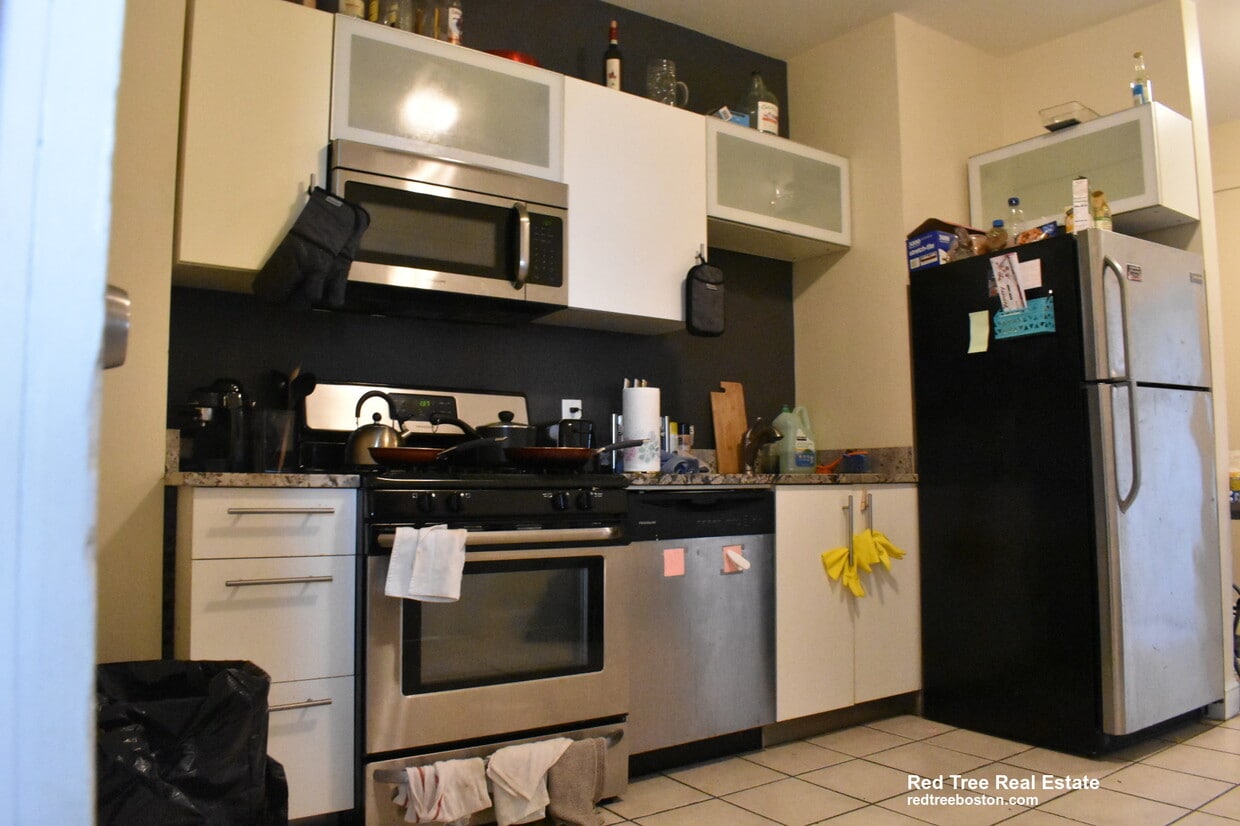 Photo - 114 Everett St. Unit 3