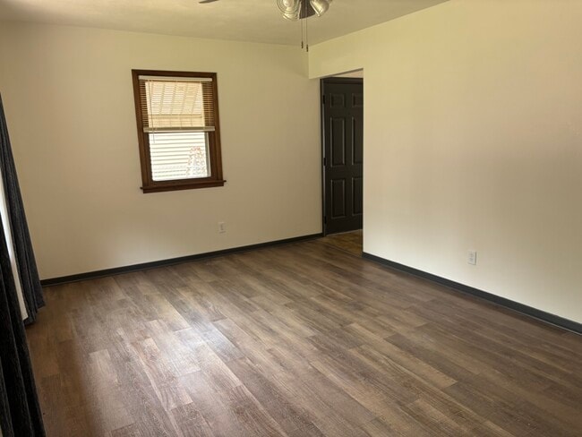 Building Photo - 2544 Glenn St