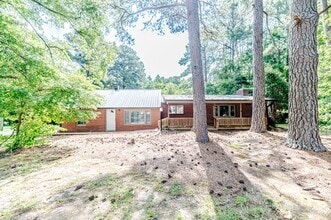 Building Photo - 3226 Hawkins Ave