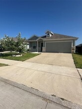 Building Photo - 202 Lemongrass Dr