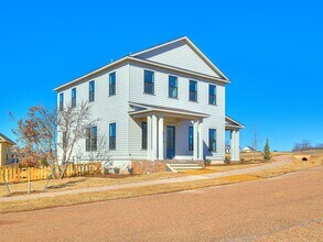 Building Photo - 29615 E Rdg Rd