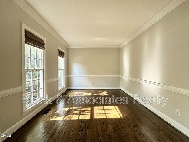 Foto del edificio - 4408 Omni Pl