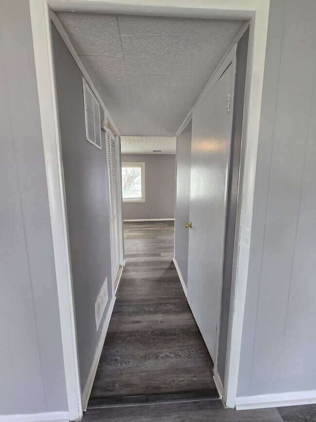 Foto del edificio - Spacious 4-Bedroom, 1.5-Bath Townhome in Battery Village – Havre de Grace, MD