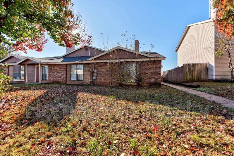 Foto principal - 432 NE 115th St