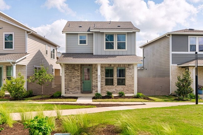 Building Photo - Beautiful 2 bedroom, 2.5 bathroom home in Easton Park!!!