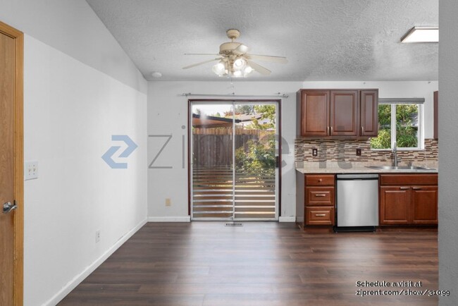 Building Photo - 23395 NE Village Ct