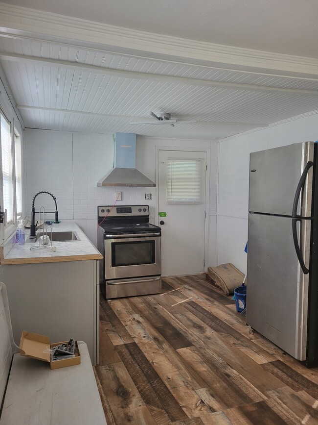 Lovely kitchen with stainless steel appliances. - 134 E Trilby St