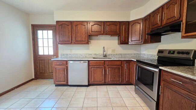Foto del edificio - Charming 3-Bedroom Ranch in Salem Lakes Cul-de-Sac "ASK ABOUT OUR ZERO DEPOSIT"