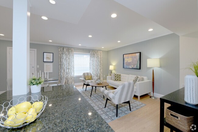 Foto del edificio - 120 Thornton Rd