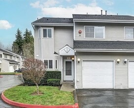 Building Photo - 459 Queen Ave NE Building Photo - 459 Queen Ave NE