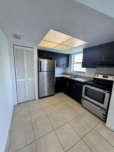 Building Photo - 101 NE 41st St