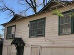 Garage Apt - 3811 Driscoll St