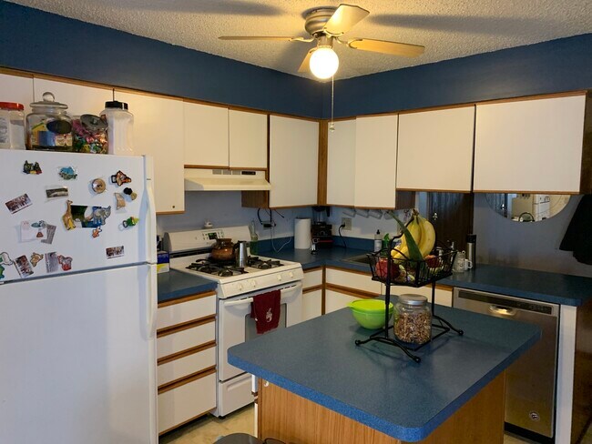 Foto del edificio - 2709 Northcreek Dr