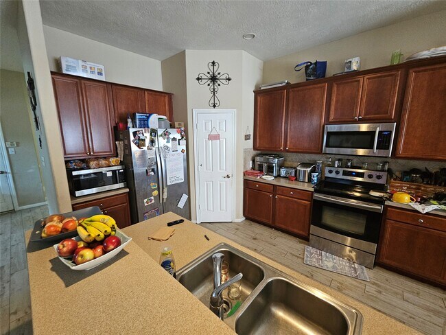 Foto del edificio - 7107 Ballinger Ridge Ln