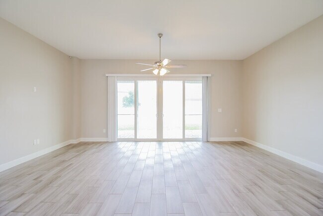 Foto del edificio - 33709 Ivy Parke Pl