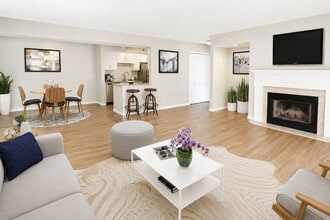Building Photo - 324 Shirley Ridge Dr
