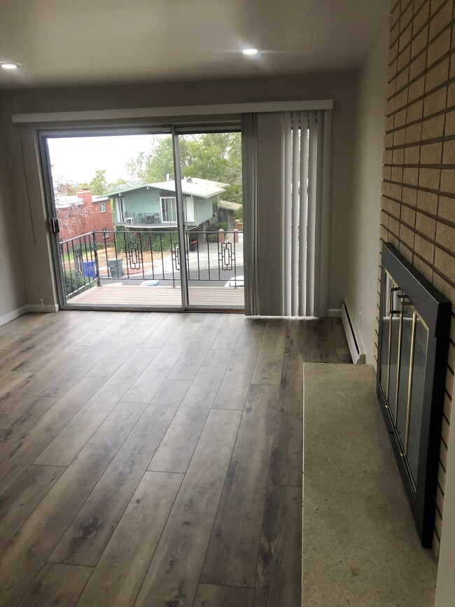 Photo - 636 Columbus St E Townhome