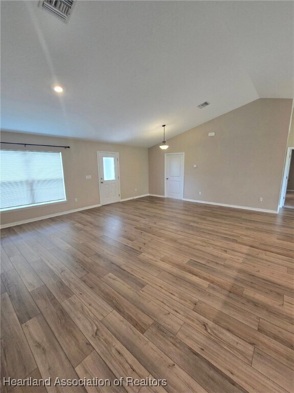 Building Photo - 5519 Castania Dr
