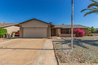Building Photo - 5322 W Orchid Ln
