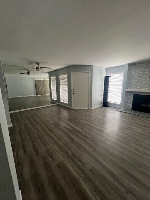 Foto del edificio - 12480 Abrams Rd
