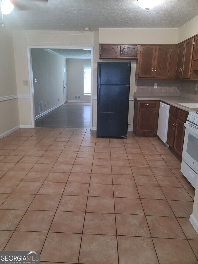 Foto del edificio - 2120 Fieldstone View Ct SE