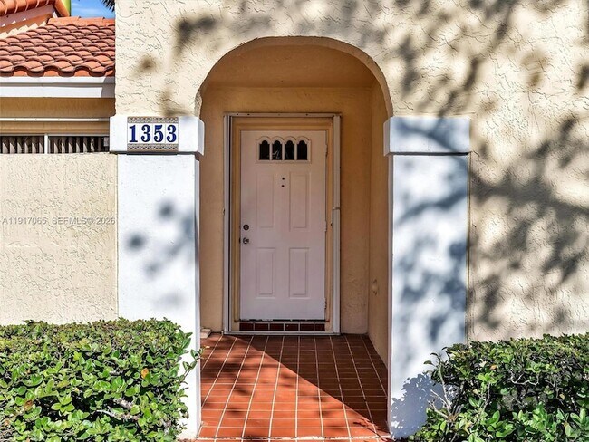 Building Photo - 1353 Springside Dr