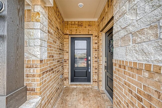 Building Photo - 1643 Boone Holw Ln