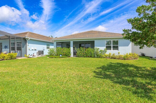 Building Photo - **NEW CONSTRUCTION**SEASONS TIDE** ANNUAL ...