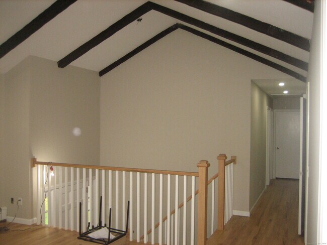 Foto del edificio - 17 Silver Lakes Dr