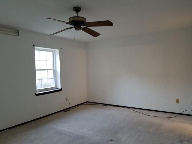Foto del edificio - 7708 Hana Rd