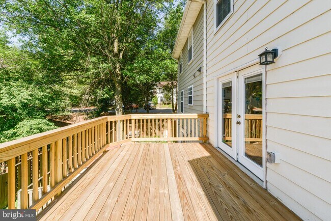 Building Photo - 10286 Quiet Pond Terrace