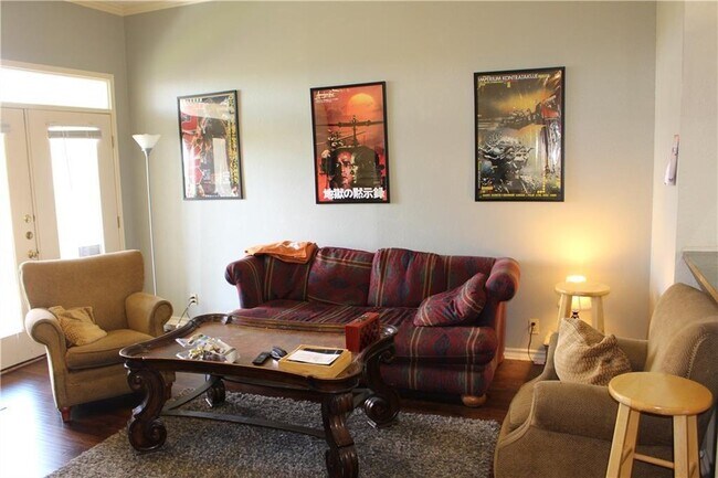 Foto del edificio - 914 W 26th St