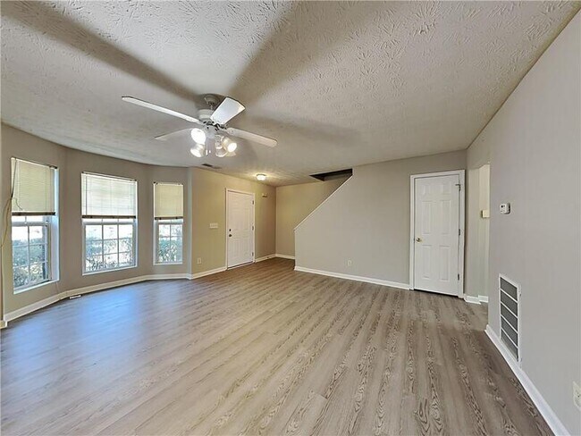 Foto del edificio - 2892 Norfair Loop