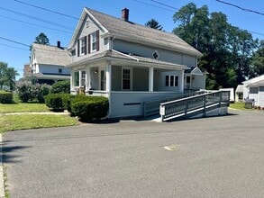 Building Photo - 420 Britton St
