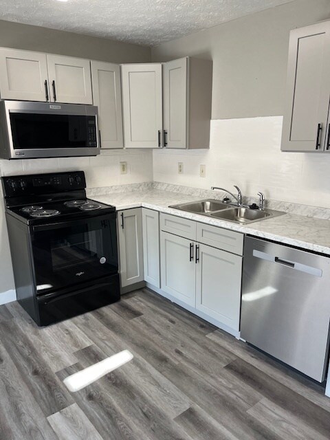 Foto del edificio - 176 Littleton St