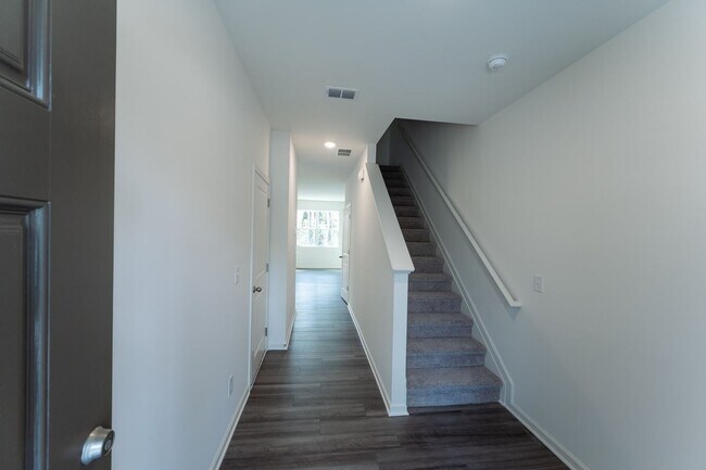 Building Photo - New Construction Townhome in Decatur