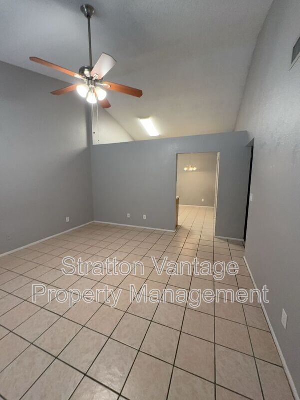 Foto del edificio - 5136 E Evergreen St