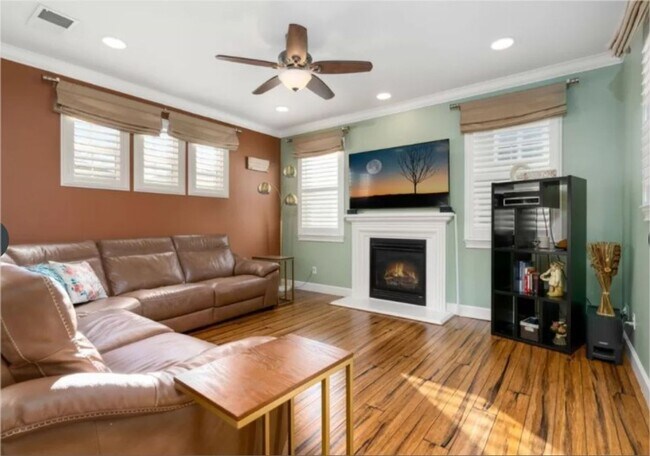 Foto del edificio - Lovely 3 Bedroom Home in NW Santa Rosa