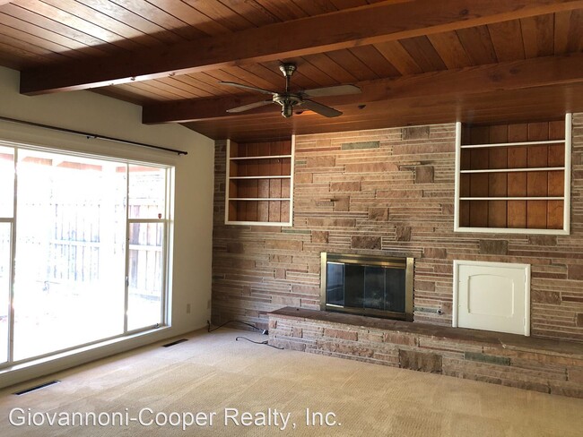 Foto del edificio - 3 br, 1.5 bath House - 317 Matheson St