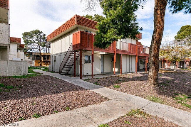 Foto del edificio - 5404 S Swenson St