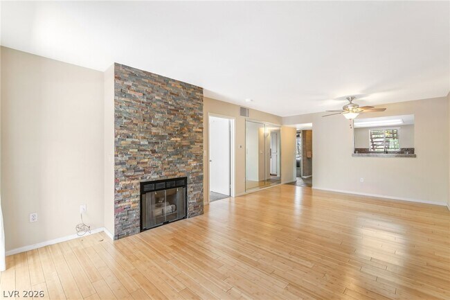 Foto del edificio - 1901 Rio Canyon Ct