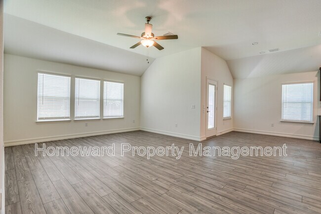 Foto del edificio - 3617 Cadogan St