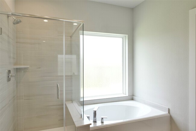 Building Photo - 3207 Tilley Dr