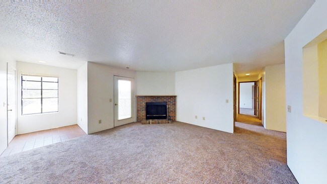 carriage park apartments west