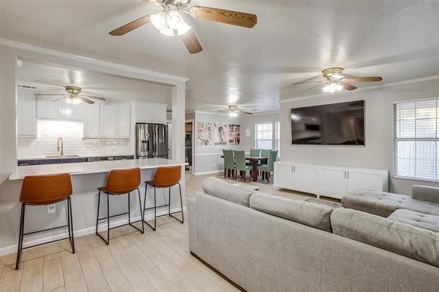 Foto del edificio - 1633 Trinity View St