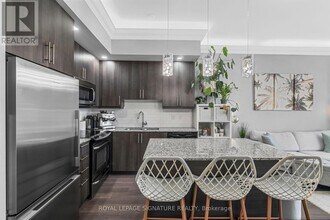Building Photo - 35 Fontenay Ct