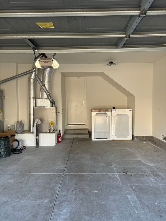 Foto del edificio - 1810 Carneros Cir