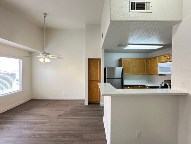 Foto del edificio - Angel Point Condo Ii Amd