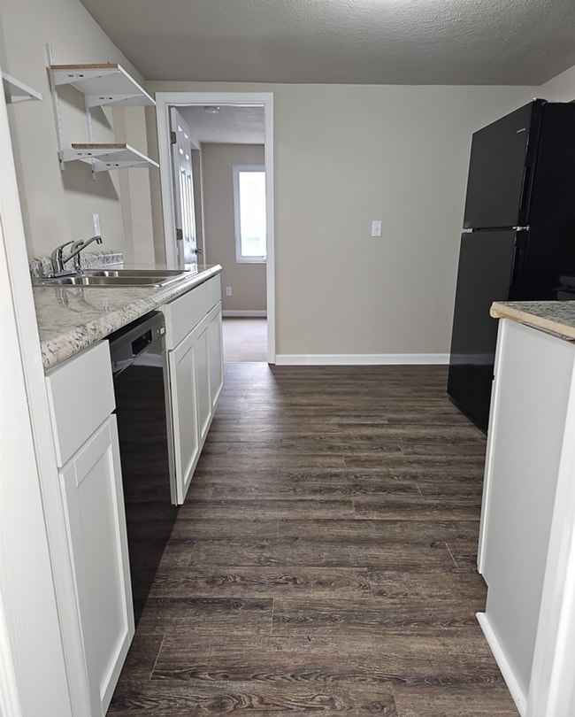Building Photo - 3 Bedroom 1 Bath Home
