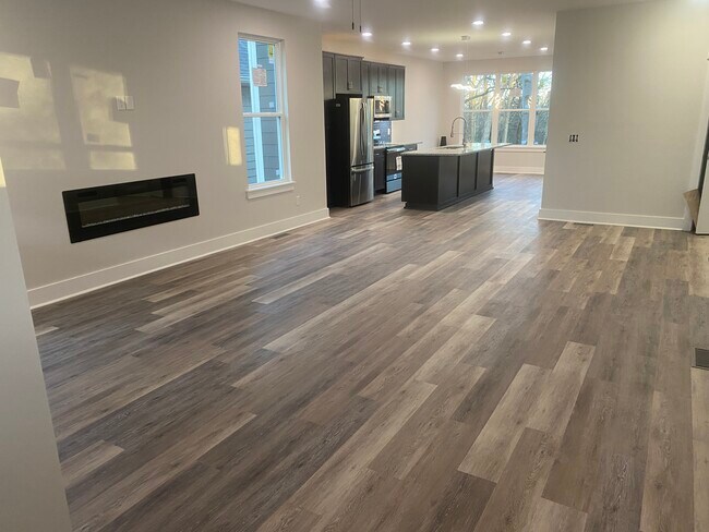 Foto del edificio - 109 Farris Ave